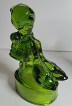 LE SMITH GOOSE GIRL GREEN GLASS FIGURINE 5.5&quot; TALL - £11.21 GBP