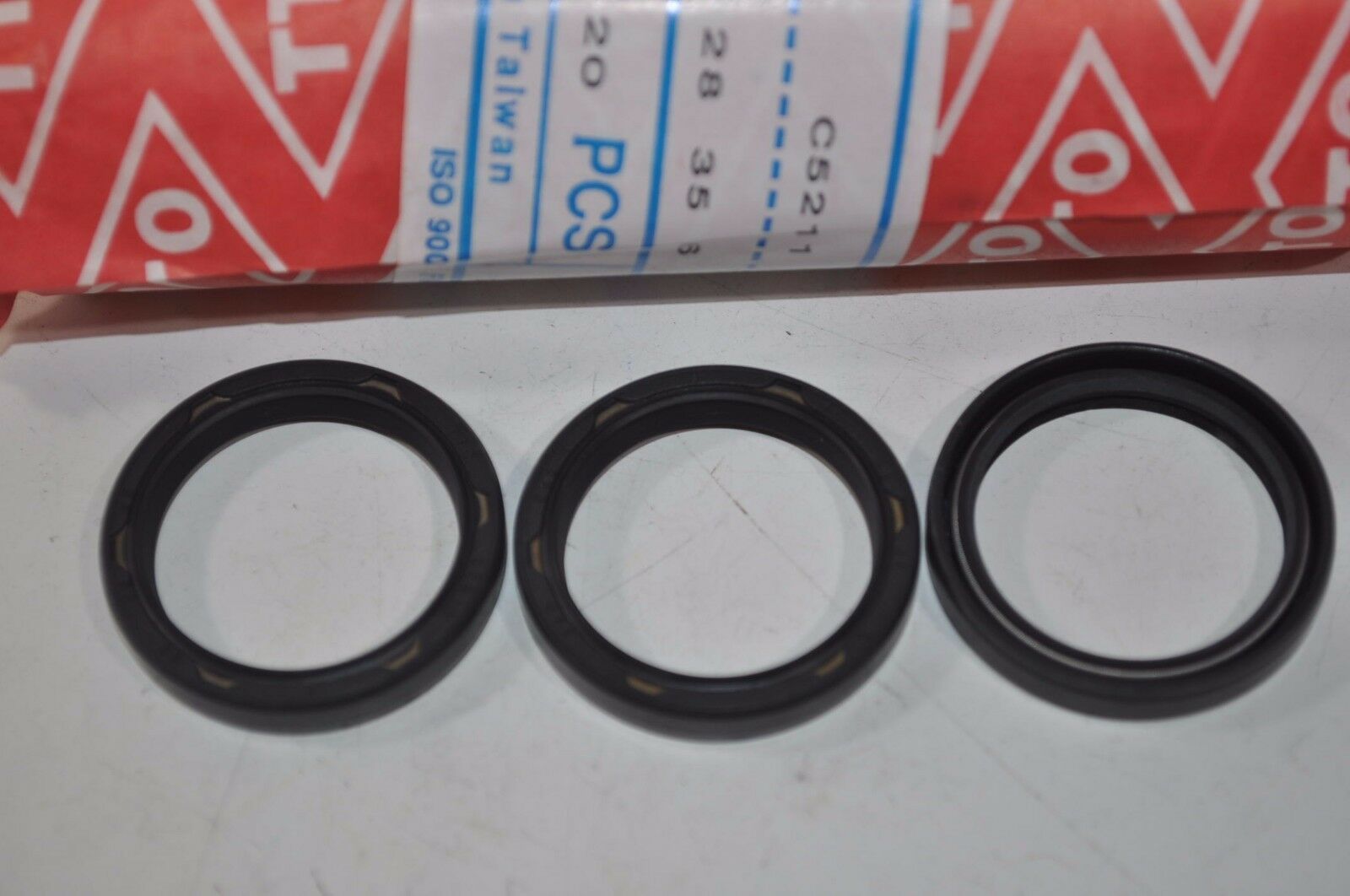 Lot of 3 TTO C5211 Double Lip Shaft Oil Seal TC 28mm x 35mm x 6mm PN# TC... - $11.49