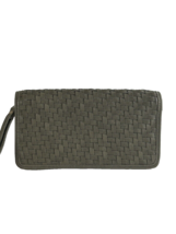 Madison West Wristlet Gray / Taupe Woven Women Wallet Clutch - £31.35 GBP