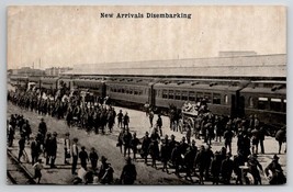 WW1 U.S. Army New Arrivals Disembarking Railroad Depot Postcard K21 - £7.15 GBP