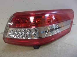 2010 2011 Toyota Camry Passenger RH Quarter Panel Tail Light OEM - €16,82 EUR