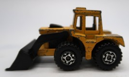Vintage 1976 Matchbox SuperFast No. 29 Tractor Shovel Macau - $8.00