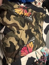 Thrill 94 Shorts Camo Butterfly Size XL - £8.27 GBP