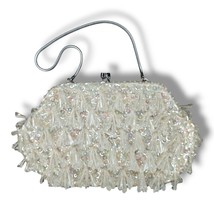 Vintage Richere Bag Walborg Beaded Clutch Purse Kisslock Closure Silver Chain - $19.95