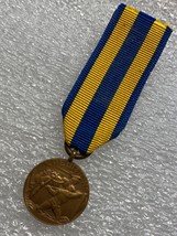 UNITED STATES NAVY, EXPEDITIONARY MEDAL, MINATURE - $14.85