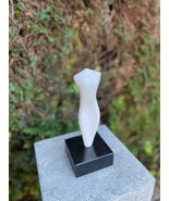 Feminine Form – Marble and Granite Sculpture. 25x6x3cm