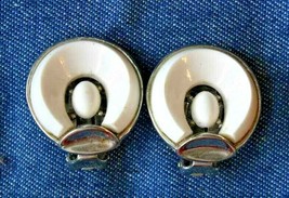 Trifari Mid Century Modern White Lucite Silver-tone Clip Earrings 1970s vint. 1&quot; - £14.18 GBP
