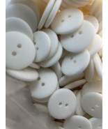 12 Buttons Off-White Matte Plastic 2 Hole Sew Craft  Sewing 19 mm - $37.22 MXN