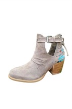 Very G Women&#39;s Zane Ankle Boots Taupe - $825.92 MXN