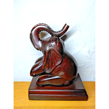 Indonesian/Mahogany Wood Elephant Sitting Sculpture/Carving Selamat Designs - $355.49 MXN