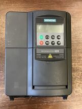 SIEMENS 6SE6420-2UC21 MM420 VFD IN:1 OR 3Φ, OUT: 3Φ 2.0HP 7.4A  230 VAC ... - $200.00