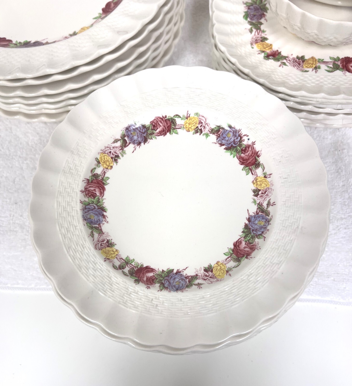 OLD Copeland Spode Rose Briar Basket Weave Rim Item image 9