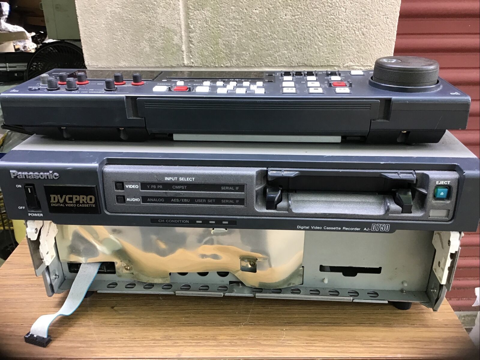 Panasonic Digital Video Cassette Recorder AJ-D750 - $126.23