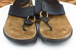 Clarks Sz 6.5 M Black Flip Flop Leather Women Sandals 30705 - £15.44 GBP