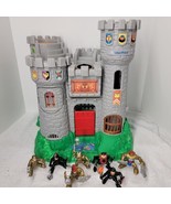 1994 FISHER PRICE GREAT ADVENTURES CASTLE AND 7 FIGURES KNIGHTS 1991-1999 - £111.58 GBP