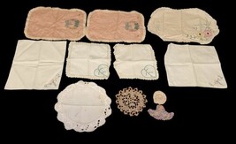 Vintage Linen Tablecloth & Napkin Lot Mixed Styles Embroidered Crochet Monogramm image 15