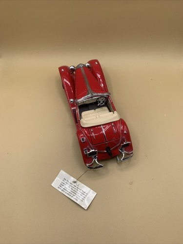 A Franklin Mint 1/24 Scale Precision The 1936 Mercedes  500 K Roadster Missing Item image 7