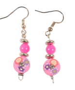 Pink Handmade Dangle Earrings Clay and Glass Beads 1 Inch Long - €6,02 EUR