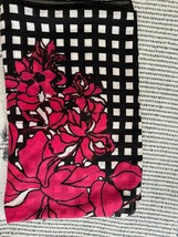 Manguun collection:Beautiful and vibrant floral pink scarf with black and white - £13.45 GBP