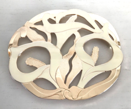 Vintage 1970s Calla Lillies Trivet Gold-Tone Metal Cream Enamel for Hot Foods - £12.28 GBP