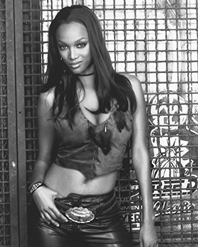 Primary image for Tyra Banks 16X20 Canvas Giclee Coyote Ugly