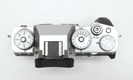 Fujifilm X-T4 26.1MP Mirrorless Digital Camera - Silver (Body Only) image 7