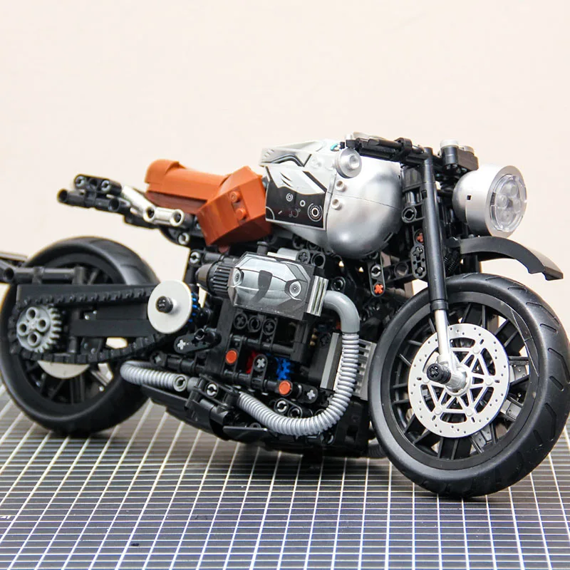 925pcs Building Block Brick Motorcycle 2023 NEW City Technical Restore Moto Raci - £28.34 GBP
