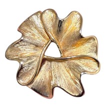 Vintage Gold Tone Metal Wreath Brooch Lapel Pin - $14.99