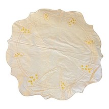 Bridge Tea Table Embroidered Yellow Flower Circle Tablecloth 42&quot; Vintage... - £29.46 GBP