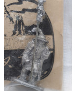 Stardock Soldier Infantry Holding Two Hand Spear Metal Miniature Ral Par... - $940.64 MXN