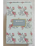 New Stanley X LoveShackFancy Holiday Quencher  40 OZ  Light Blue Free Sh... - €50,13 EUR
