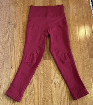 Lululemon Zone In Crop 6  Leggings Pants Compression Seamless Yoga Cranberry - £27.67 GBP