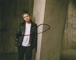 Noelgallagher179 thumb200