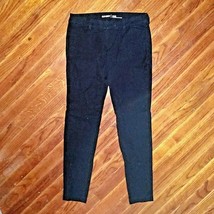 Old Navy Pixie Pants Black Women Pockets Mid Rise Size 4 - £17.21 GBP