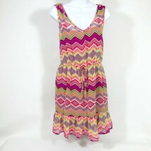 BeBop Geometric Print Ruffle Hem Dress w/Attached Slip Sleeveless Medium - $253.04 MXN