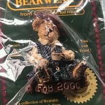 Boyds Bears &amp; Friends Bearwear Teddy Bear Drinking Coffee FOB 2000 Resin Pin  - £8.84 GBP