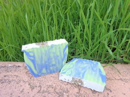 Fresh Cut Grass Scented Soap Handmade Lye Soap Bars Topped With Lavender - £3.14 GBP