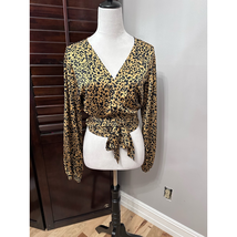 WAYF Womens Wrap Top Blouse Beige Black Animal Print Leopard V Neck M New - $32.47