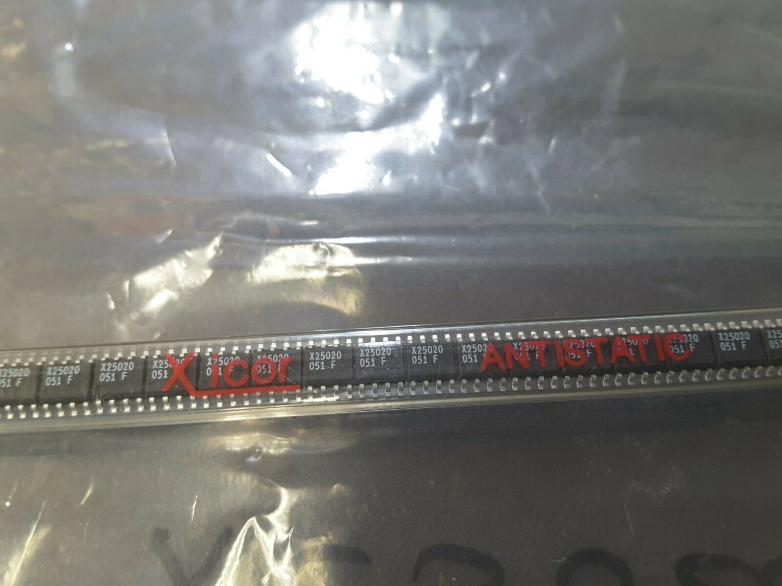 (10 pcs) XICOR X25020S-2.7 Serial EEPROM 256 x 8 8 Pin  Plastic SOP  NEW... - $23.38