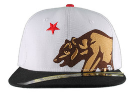 Dissizit! Side Bear White Black Brim Snapback Cap Hat California Star Flag - £14.95 GBP