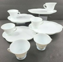 Colony Harvest Milk Glass (4) Snack Plates (6) Cups Vintage Indiana White Grapes - £39.54 GBP