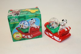 Disney&#39;s 101 Dalmatians Dog Sledding Snow Dome-1996 McDonalds Collectible - £4.66 GBP