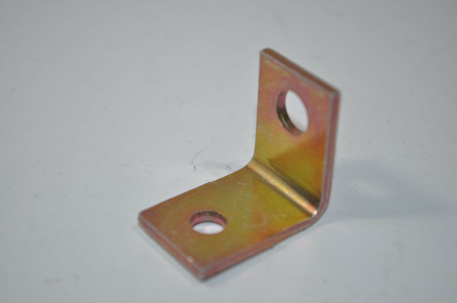 Mercedes-Benz Detroit Diesel Bracket Part# A3604280243 - $14.54