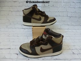 Authenticity Guarantee 
Nike Dunk High Khaki Baroque Brown US Mens Size 9.5  - £91.13 GBP