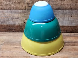 Vintage Pyrex Primary Colors Mixing Bowl Set 401, 403, &amp; 404 - FREE SHIP... - $76.29