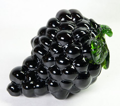 Art Glass Black Grape Cluster w Green Leaf Fruit Paperweight 6&quot; Long - £5.10 GBP