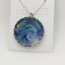 Swirly Bottlecap Necklace - $4.00