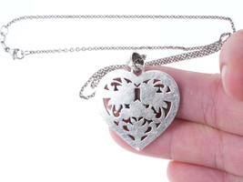 Retired James Avery Sterling Heart with doves pendant on 16&quot; necklace - £179.57 GBP