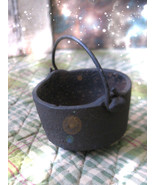 HAUNTED TINYCAST IRON CAULDRON SALEM WITCHES CAULDRON OF POWER MAGICK SC... - $337.77