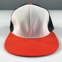 Vintage Cappello Camionista Arancione Orlo Piatto Bianco Nero Rete Curvi New Era - £9.54 GBP